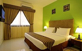 Hyde Park Hotel